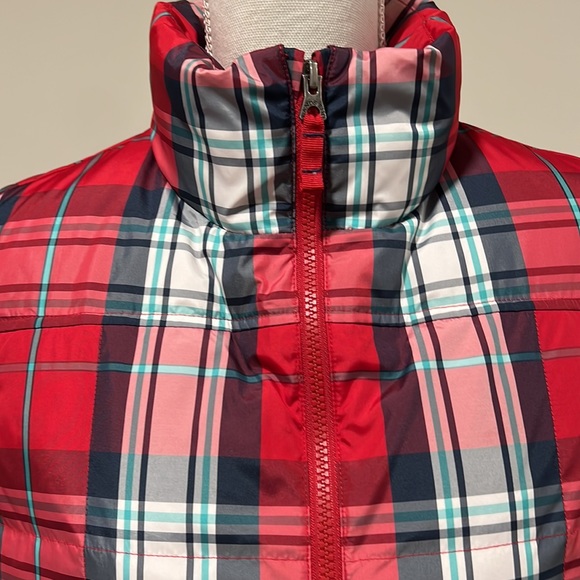 Lands’ End Red and Blue Plaid Down Puffer Vest Size L/P 14-16 - Picture 4 of 8